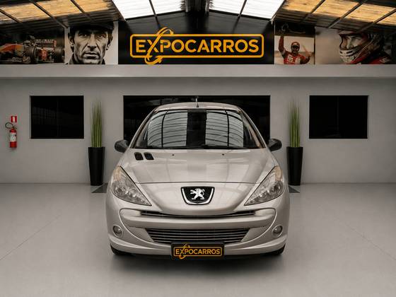 PEUGEOT 207 1.4 XR 8V FLEX 4P MANUAL PEUGEOT 207 1.4 XR 8V FLEX 4P MANUAL